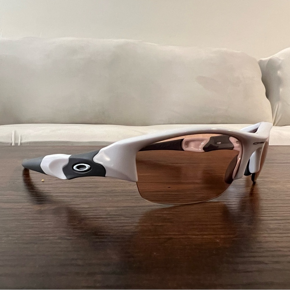 Oakley Flak sunglasses with Transition lens